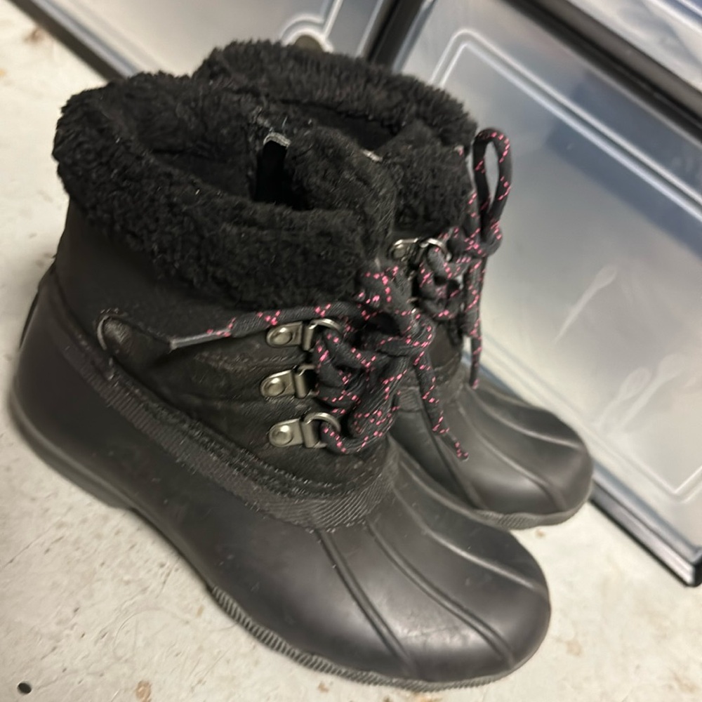 Kids sperry alpine boots